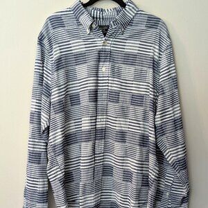 Abercrombie & Fitch Men's Blue Long Sleeve Striped Button Down Shirt. Size XXL